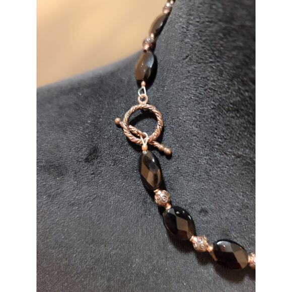 Women's Black Beaded Necklace With Glass Pendant And Toggle Lock Elegant Jewelry - Picture 5 of 5